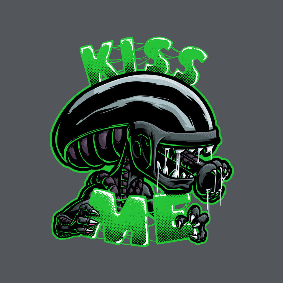 Alien Kiss Me