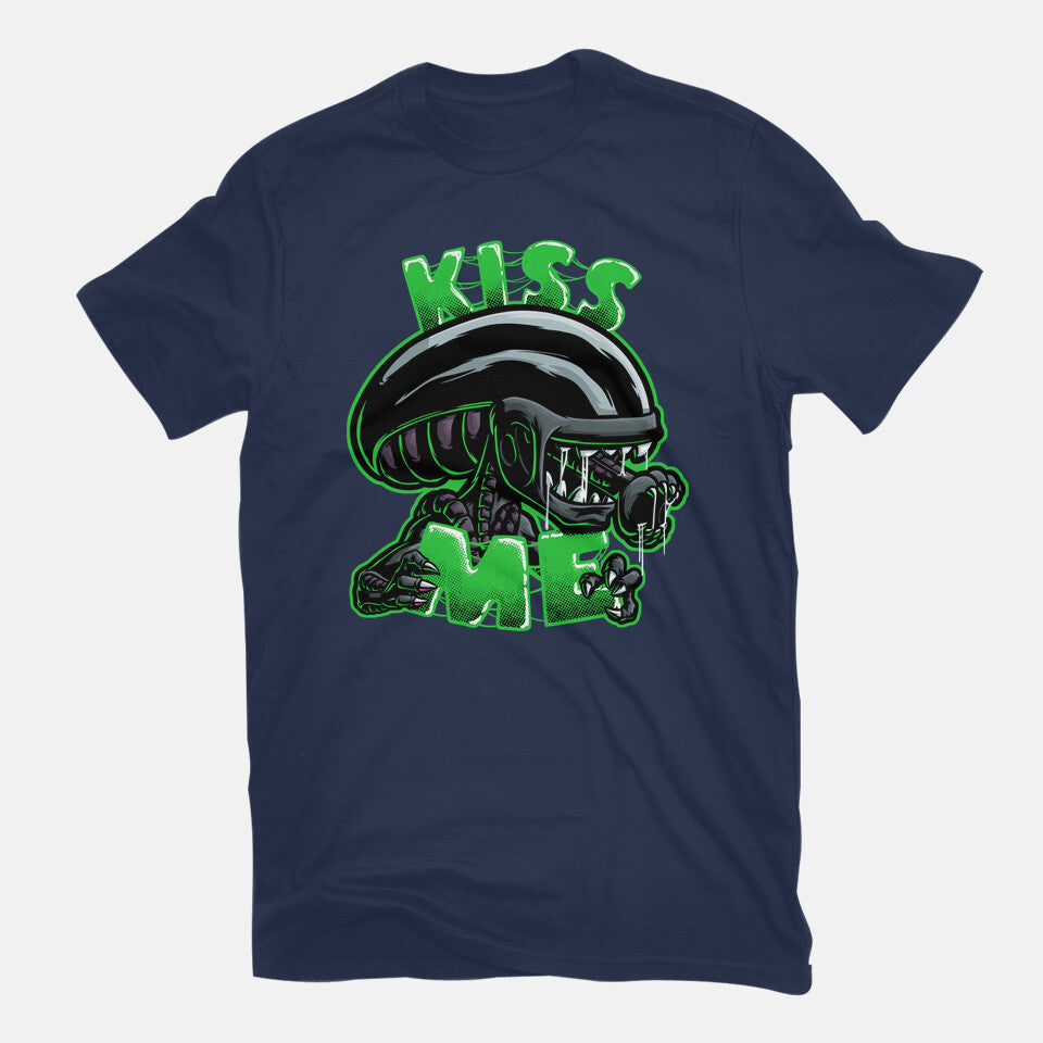 Alien Kiss Me