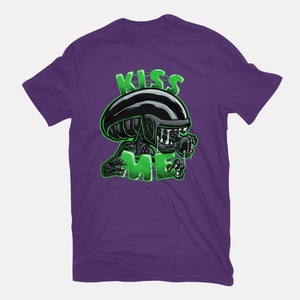 Alien Kiss Me