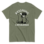 Reigning Cats And Dogs Men's Classic Tee